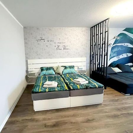 Grosse 3-Zimmer Wohnung, Zentrale Lage. Мильгейм-на-Руре Экстерьер фото