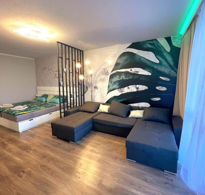 Grosse 3-Zimmer Wohnung, Zentrale Lage. Мильгейм-на-Руре Экстерьер фото