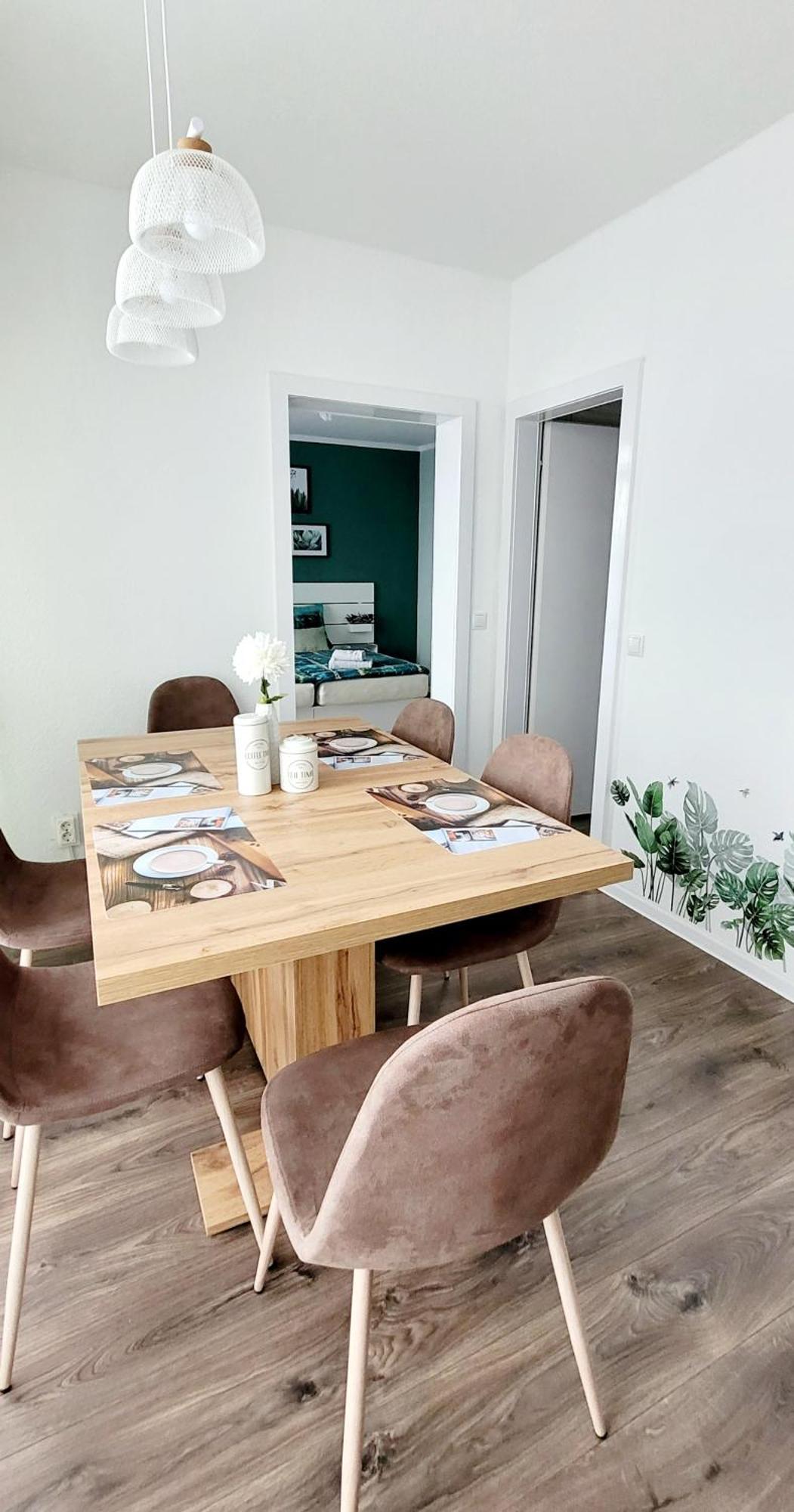 Grosse 3-Zimmer Wohnung, Zentrale Lage. Мильгейм-на-Руре Экстерьер фото