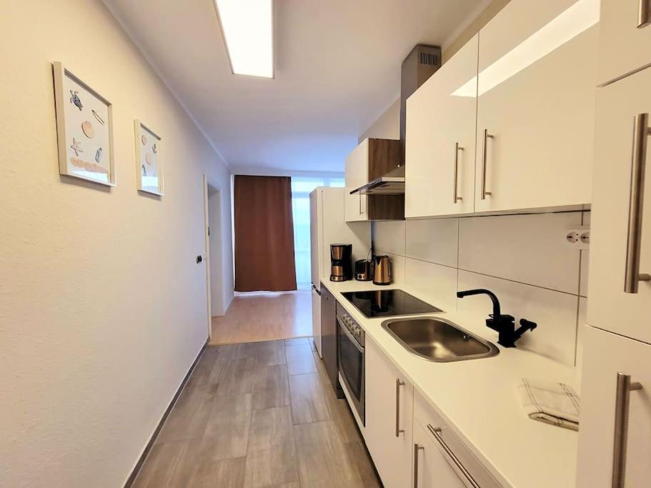 Grosse 3-Zimmer Wohnung, Zentrale Lage. Мильгейм-на-Руре Экстерьер фото